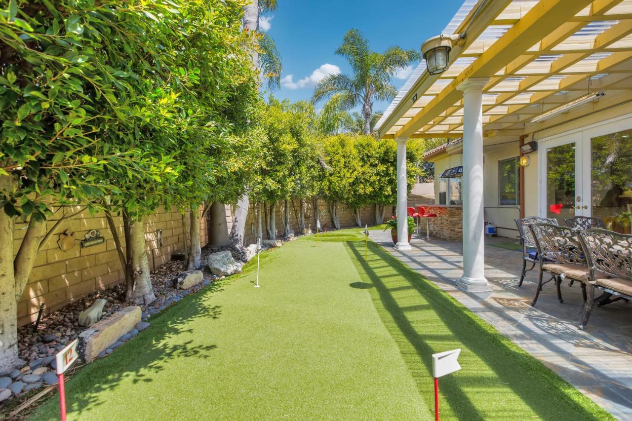 A Stunning Beach Villa Walking To Huntington Beach Exterior photo